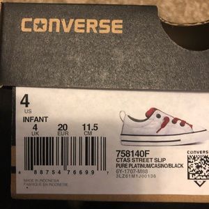 Baby size 4 Converse